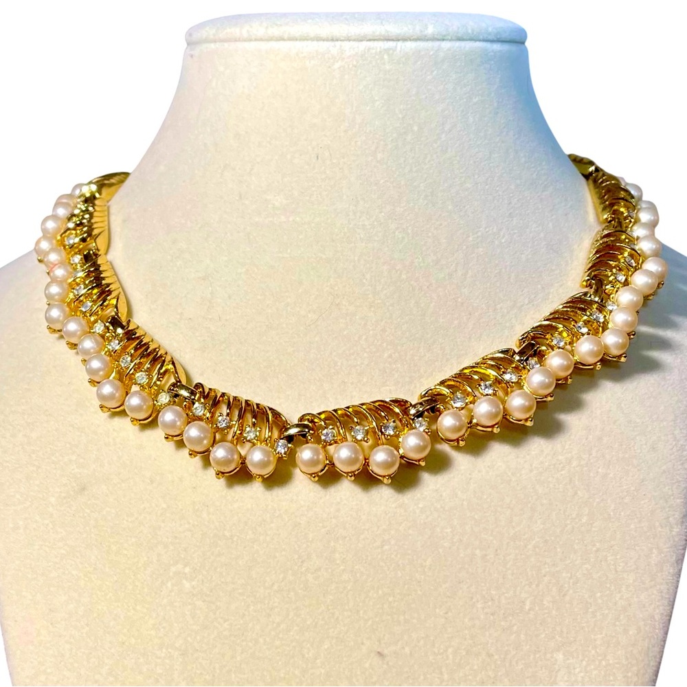 RARE Crown Trifari Gold Plated Faux Pearl & Swarovski Crystal Collar Necklace